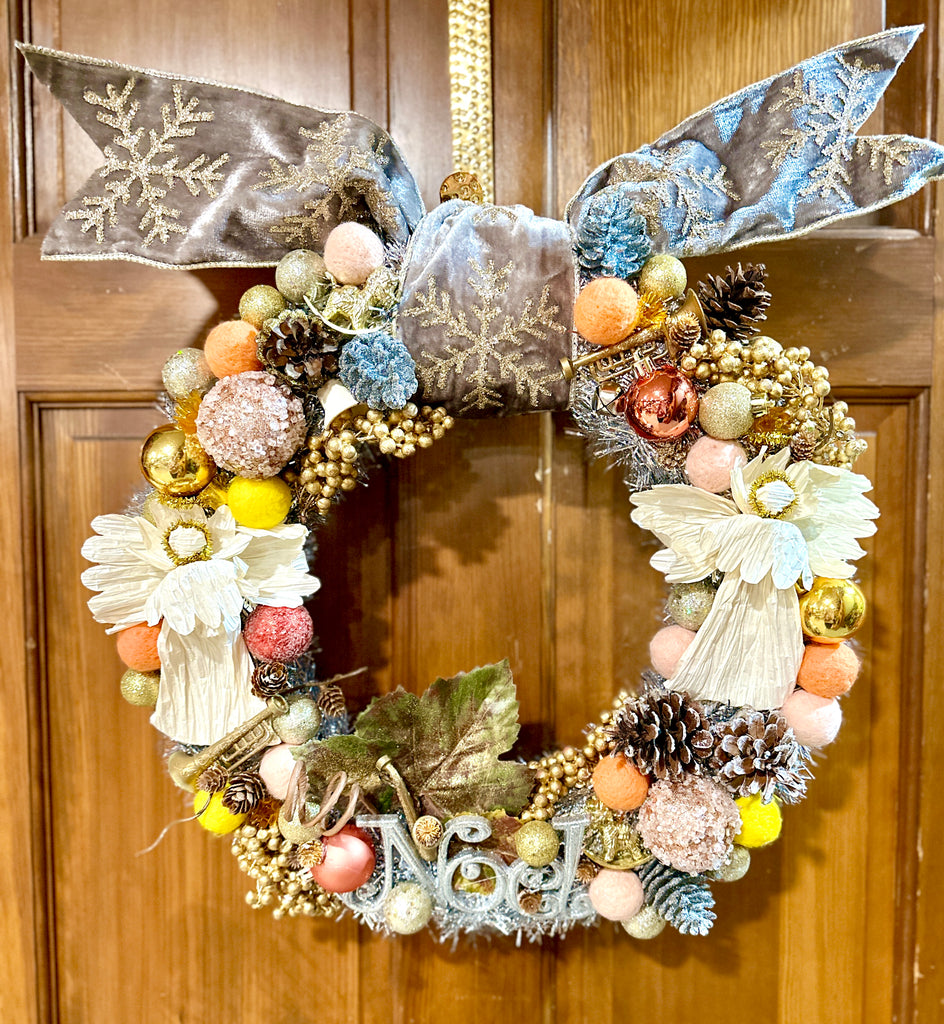 Corn Husk Angel Bauble Wreath