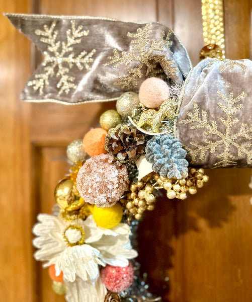 Corn Husk Angel Bauble Wreath