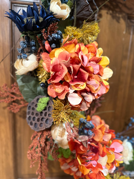 24” Stylized Hydrangea Autumn Wreath