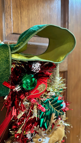 Red Robin Bauble Wreath